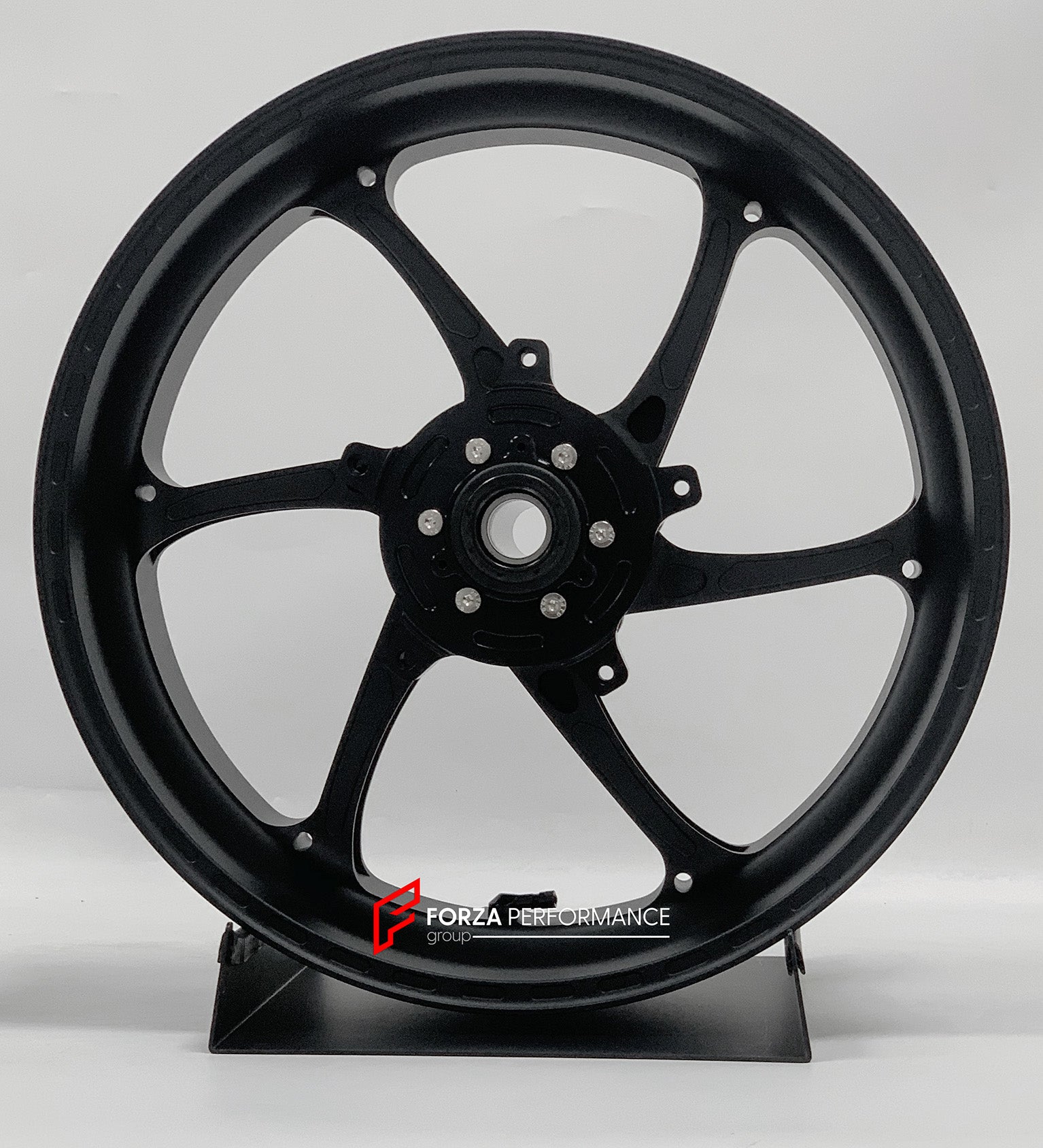 We manufacture premium quality forged motorcycle wheels rims for SUZUKI HAYABUSA in any design, size, color.
Wheel sizes (motorcycle spec):
Front: 3.5 x 17
Rear: 6 x 17
Weight:
Front: 4.25 kg (9.37 lbs)
Rear: 5.05 kg (11.13 lbs)
Finishing: Matt Black
Forza Performance Group engineers and manufactures each forged motorcycle wheel individually per order. This ensures precise fitment, uncompromised strength, and unique styling. Whether for racing, touring, or daily use — our wheels are built for both