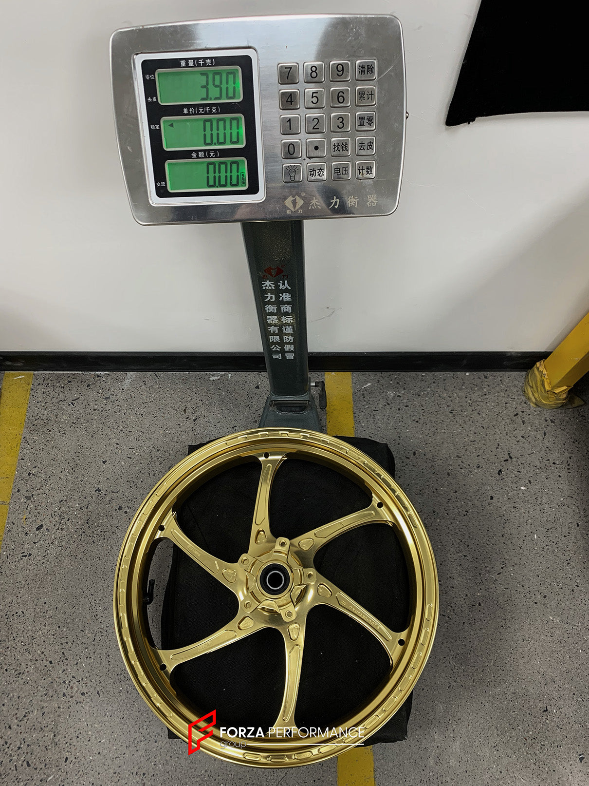 We manufacture premium quality forged motorcycle wheels rims for TRIUMPH in any design, size, color.
Wheel sizes (motorcycle spec):
Front: 3.5 x 17
Rear: 5.5 x 17
Weight:
Front: 3.9 kg (8.6 lbs)
Rear: 4.8 kg (10.58 lbs)
Finishing: Gloss Black
Forza Performance Group engineers and manufactures each forged motorcycle wheel individually per order. This ensures precise fitment, uncompromised strength, and unique styling. Whether for racing, touring, or daily use — our wheels are built for both performa