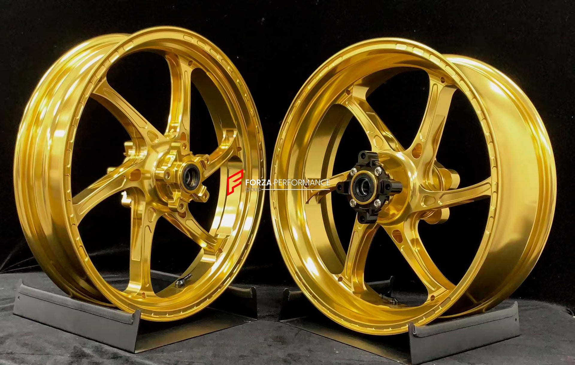 We manufacture premium quality forged motorcycle wheels rims for TRIUMPH in any design, size, color.
Wheel sizes (motorcycle spec):
Front: 3.5 x 17
Rear: 5.5 x 17
Weight:
Front: 3.9 kg (8.6 lbs)
Rear: 4.8 kg (10.58 lbs)
Finishing: Gloss Black
Forza Performance Group engineers and manufactures each forged motorcycle wheel individually per order. This ensures precise fitment, uncompromised strength, and unique styling. Whether for racing, touring, or daily use — our wheels are built for both performa