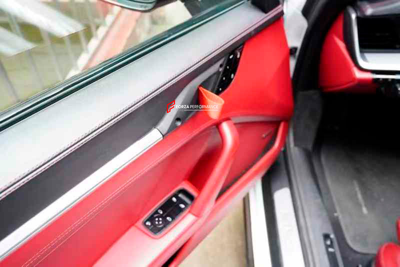 INTERIOR DOOR HANDLE for PORSCHE 911 992 2018+ GT3RS STYLE
Set includes:
Door Handle
Material: Plastic
NOTE: Professional installation is required.
CONTACT US FOR PRICING