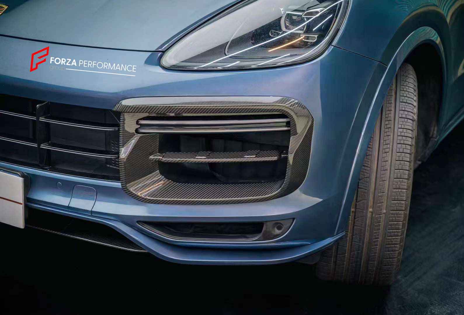 DRY CARBON AIR VENT COVERS for Porsche Cayenne Turbo E3(9Y0)  Set includes:  Air Vent Covers