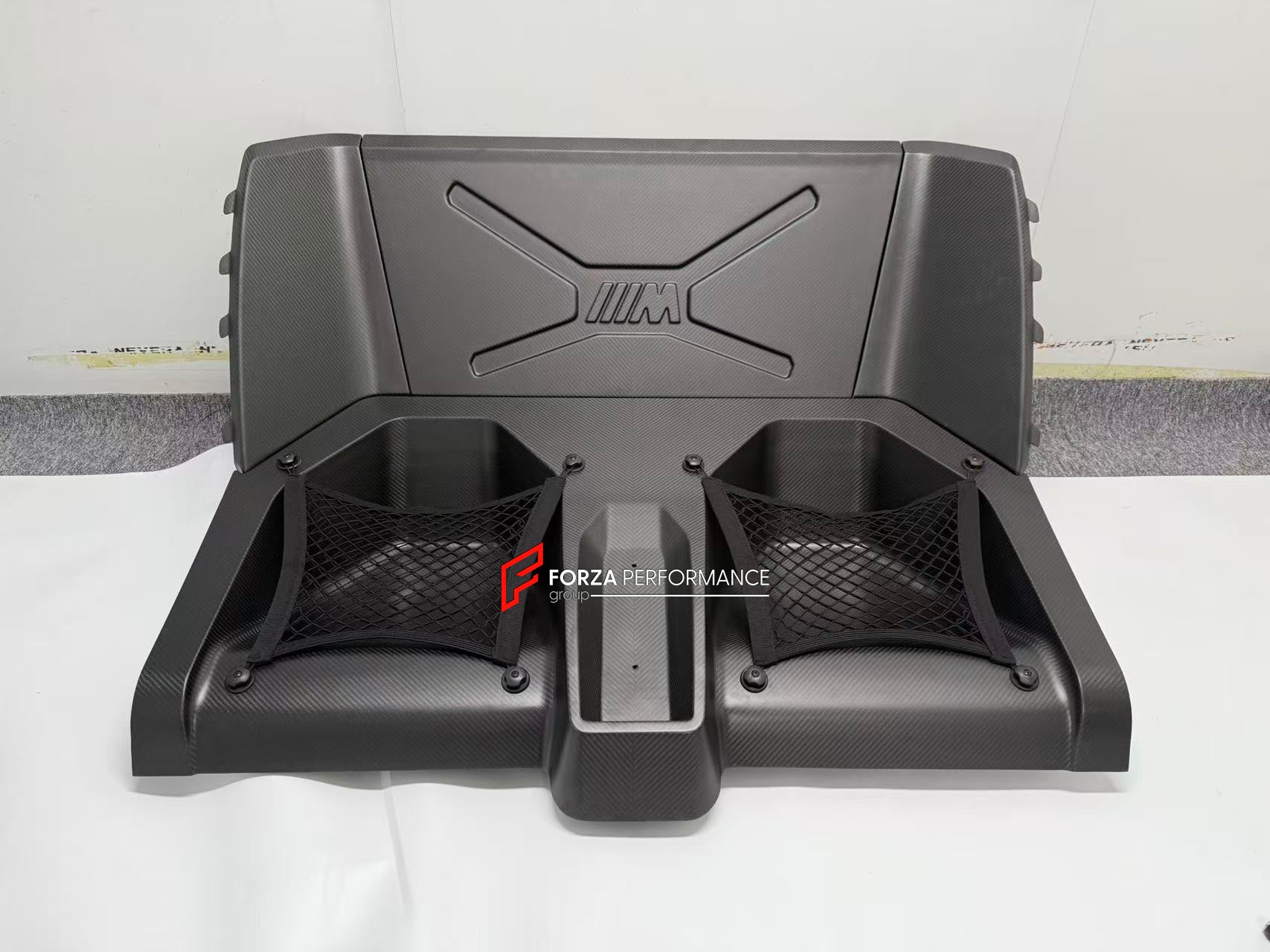 DRY CARBON BACK SEAT DELETE KIT REAR SEAT REMOVE for BMW M4 G82 2021+
Designed to:
Reduce overall weight of the car
Increase available cargo space
Enhance speed and driving control
Maintain a fresh appearance with UV protection
Material: Carbon