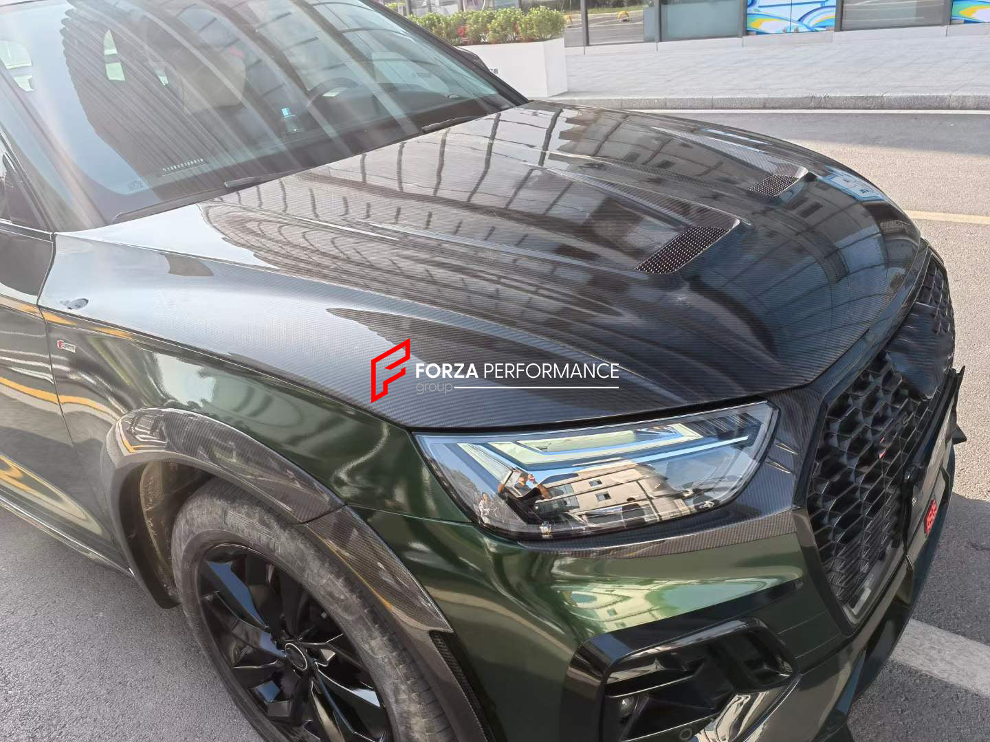 DRY CARBON BODY KIT for AUDI Q5 2023  Set includes:  Hood Front Lip Front Canards Front Air Vents Mirror Covers Side Fenders Side Skirts Roof Spoiler Rear Spoiler Rear Diffuser Exhaust Tips