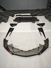 DRY CARBON BODY KIT for MCLAREN ARTURA
Set includes:
Front Lip
Side Skirts
Rear Diffuser
Rear Side Splitters
Rear GT Wing Spoiler
Material: Dry Carbon
Note: Professional installation is required