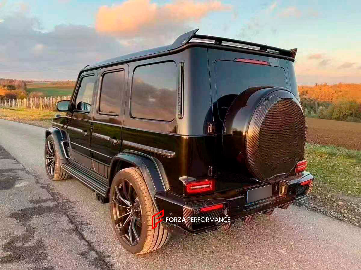 DRY CARBON BODY KIT FOR MERCEDES-BENZ G CLASS W464 W463A
Set includes:
Front Bumper Assembly
Front Bumper Trims
Hood
Side Fenders
Side Skirt
Spare Tire Cover
Rear Bumper
Material: Dry carbon fiber
NOTE: Professional installation is required