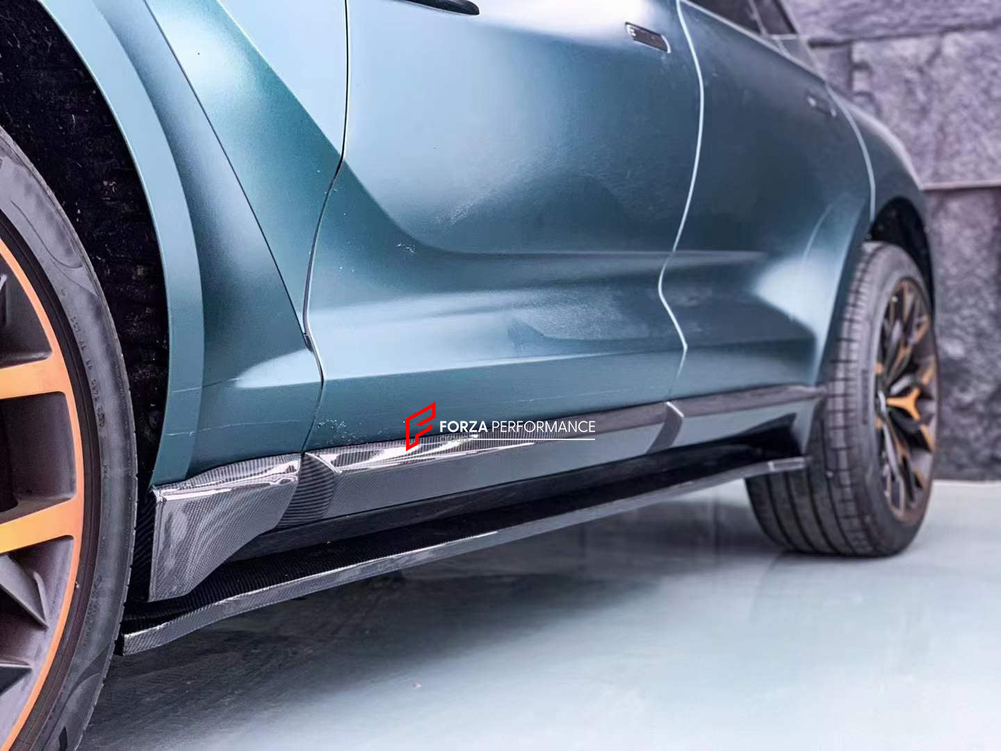 DRY CARBON BODY KIT V2 for ASTON MARTIN DBX  Set includes:  Side Skirts Rear Diffuser Front Bumper with Grille