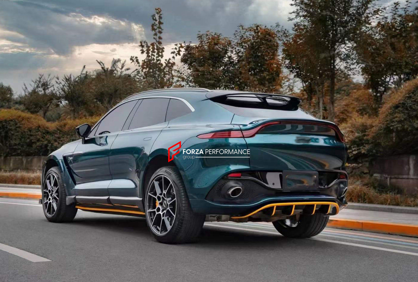 DRY CARBON BODY KIT V2 for ASTON MARTIN DBX  Set includes:  Side Skirts Rear Diffuser Front Bumper with Grille