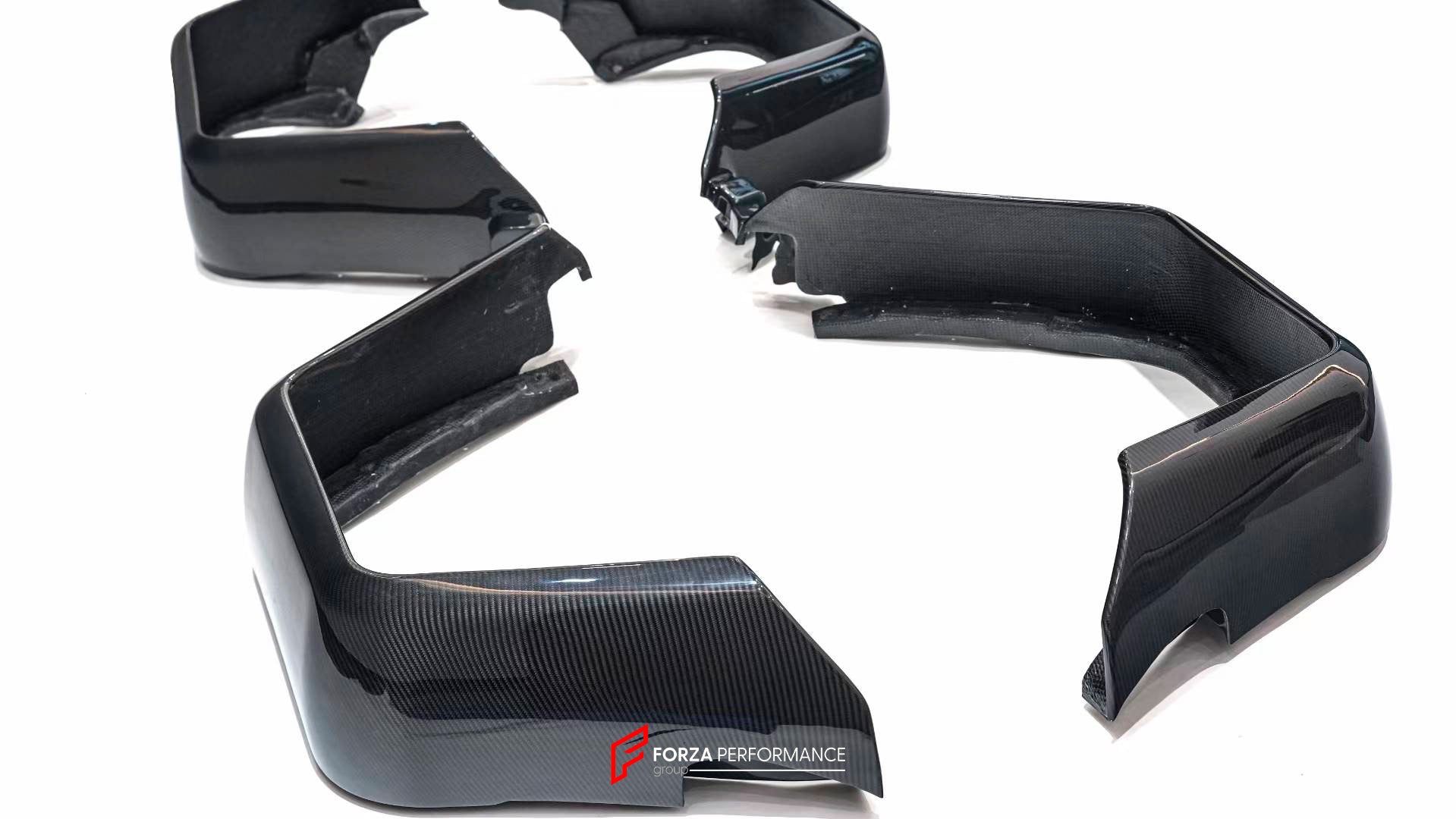 DRY CARBON FENDER FLARES for MERCEDES BENZ G CLASS W463 1990 - 2017
Set includes:
Fender Flares
Material: Dry Carbon
NOTE: Professional installation is required