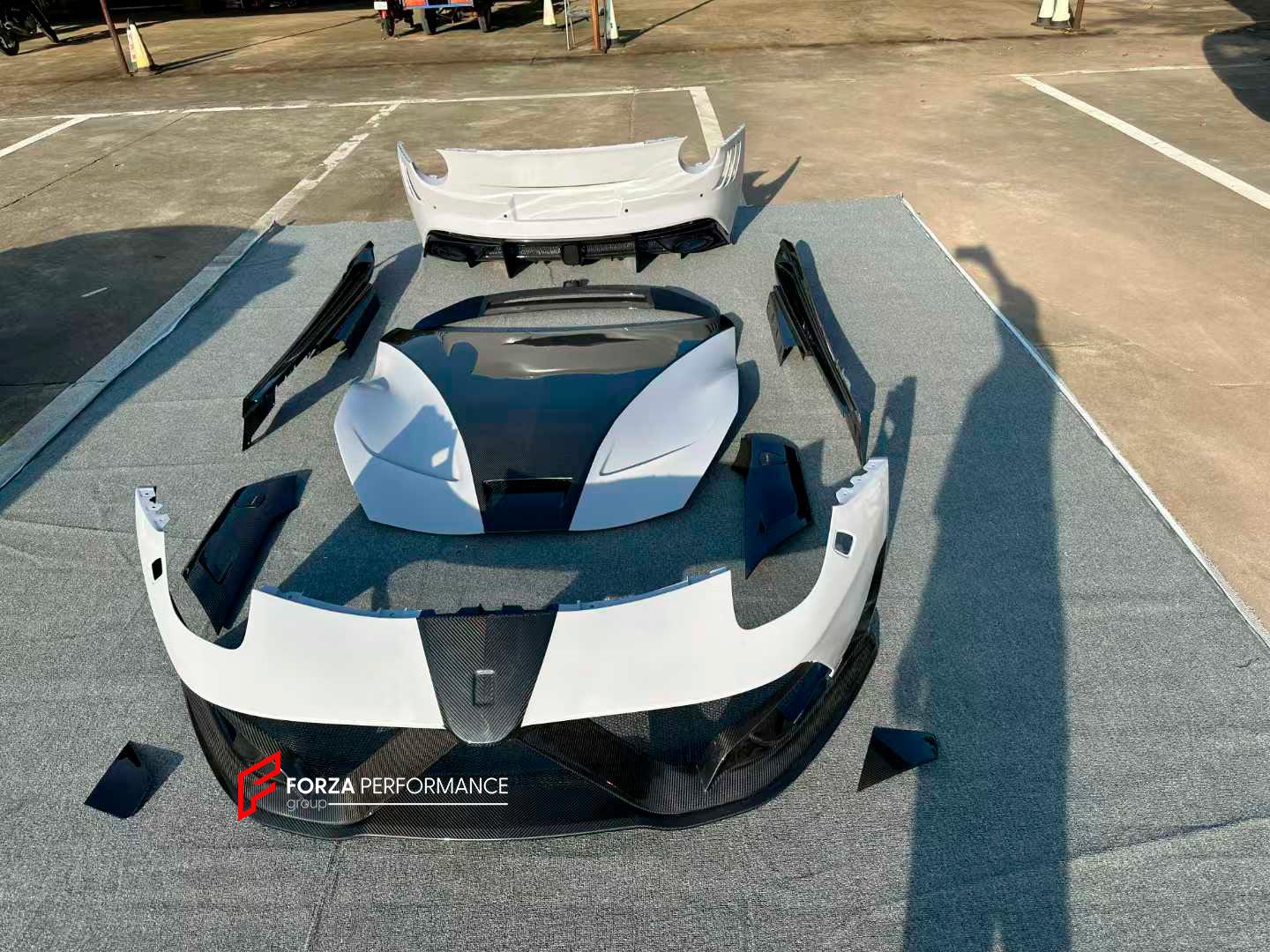 DRY CARBON FIBER BODY KIT for FERRARI F12 BERLINETTA 2012 - 2017 custom fit MANSORY