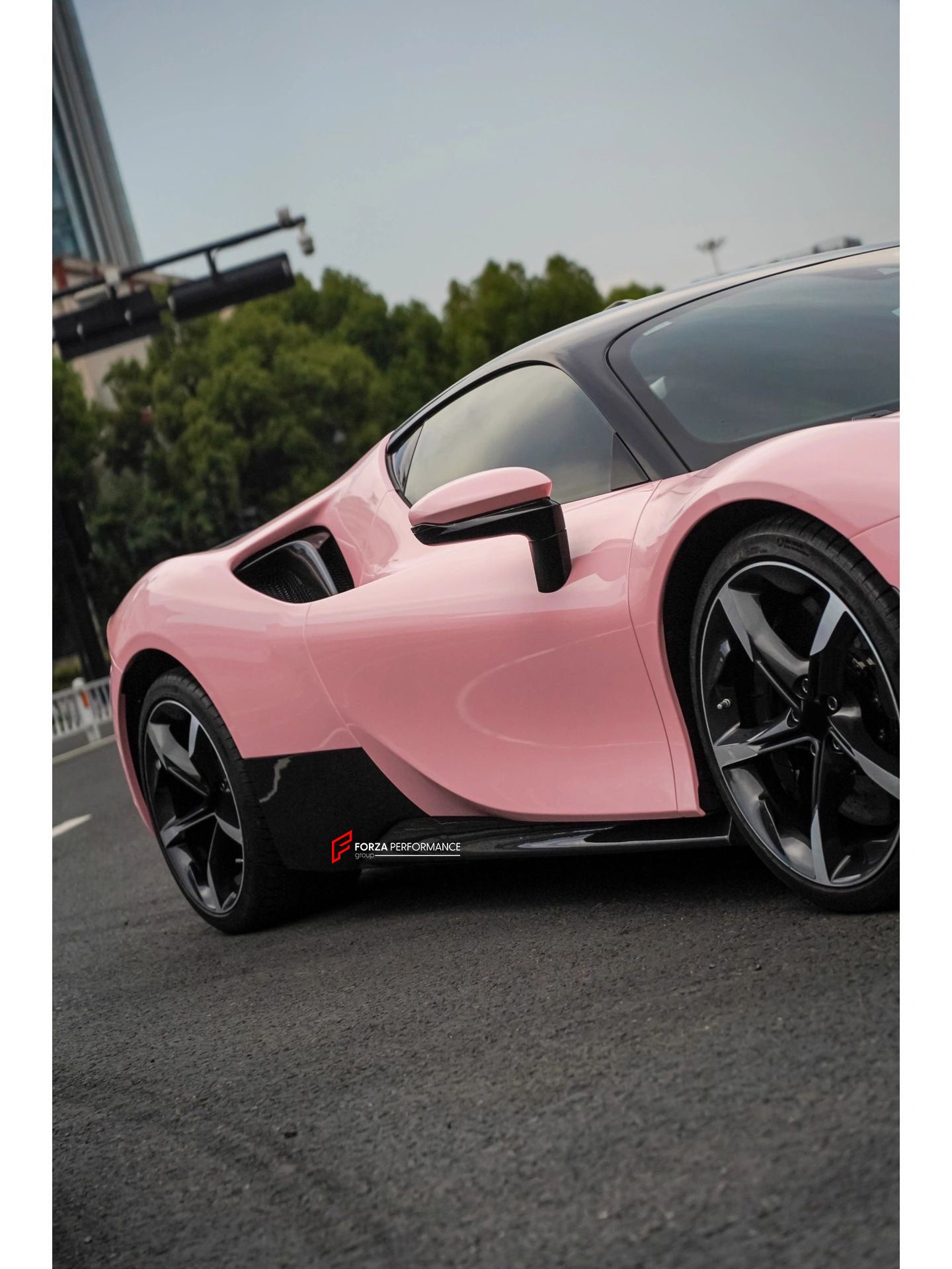 OEM STYLE DRY CARBON BODY KIT FOR FERRARI SF90