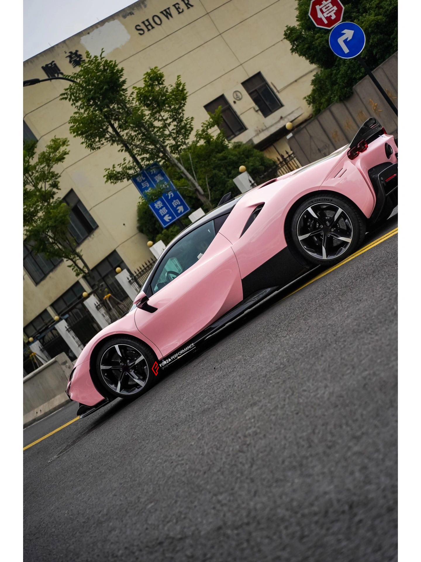 OEM STYLE DRY CARBON BODY KIT FOR FERRARI SF90