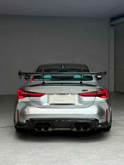 DRY CARBON REAR WING SPOILER FOR BMW M4 G82 2021+
Set include:
Rear Wing Spoiler
Brackets 
Material: Carbon
Note: Professional installation is required