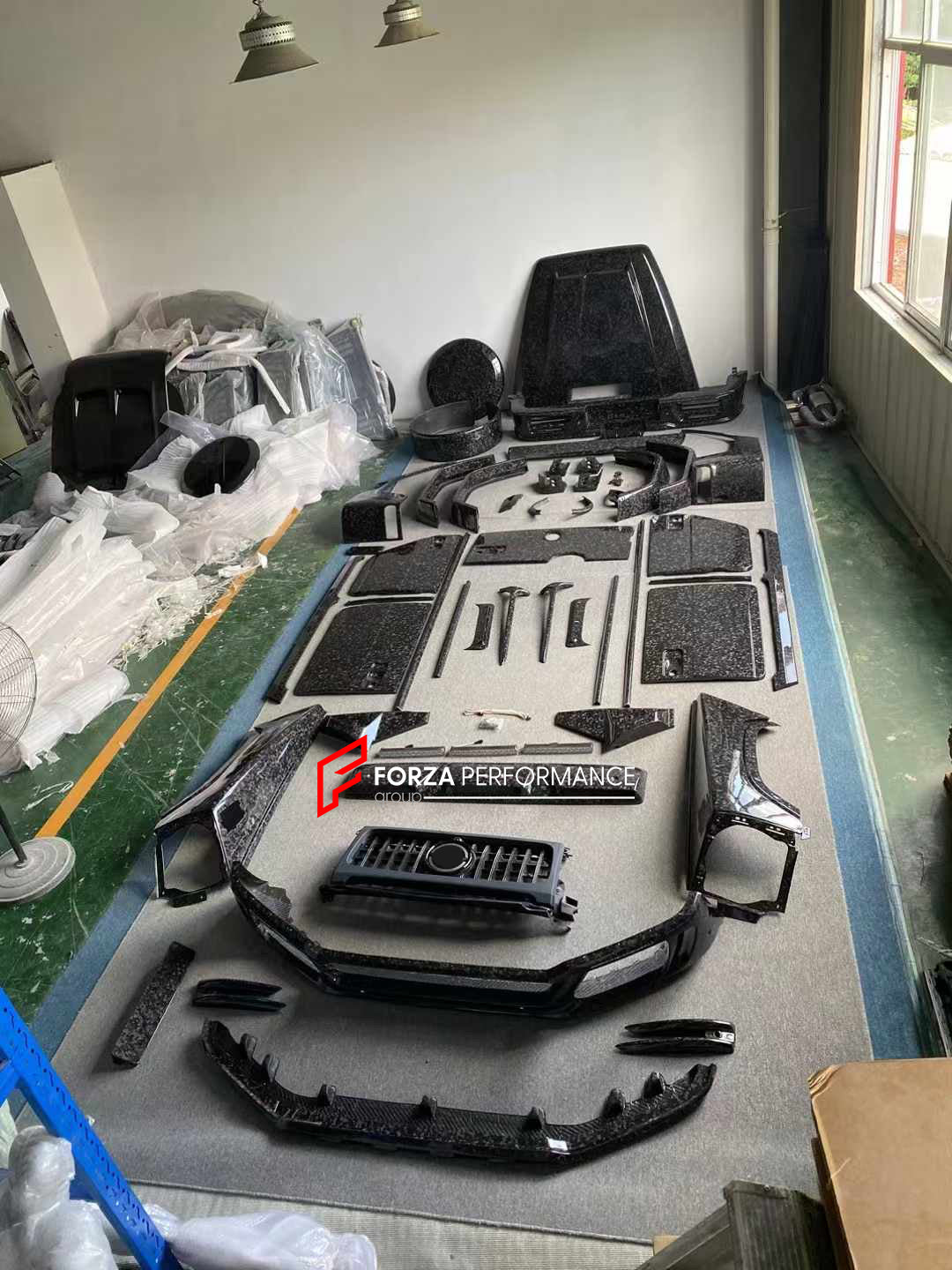 WIDE BODY KIT for MERCEDES-BENZ G-CLASS W463A W464 G63 2018+
Set includes:
Hood/Bonnet
Front Bumper
Front LED DRL Lights
Front Canards
Front Roof LED Bar
Fender Flares
Side Fenders
Side Air Vents
Door Covers
Side Trims
Side Skirts
Rear Bumper
Material: Plastic + Dry Carbon
NOTE: Professional installation is required
Payment ►
Visa
Mastercard
PayPal with a credit card (add 4.4% at checkout)
Payoneer
Cryptocurrency
Shipment ►
By express DHL/UPS/TNT/FedEx
To the local international airport
Special li