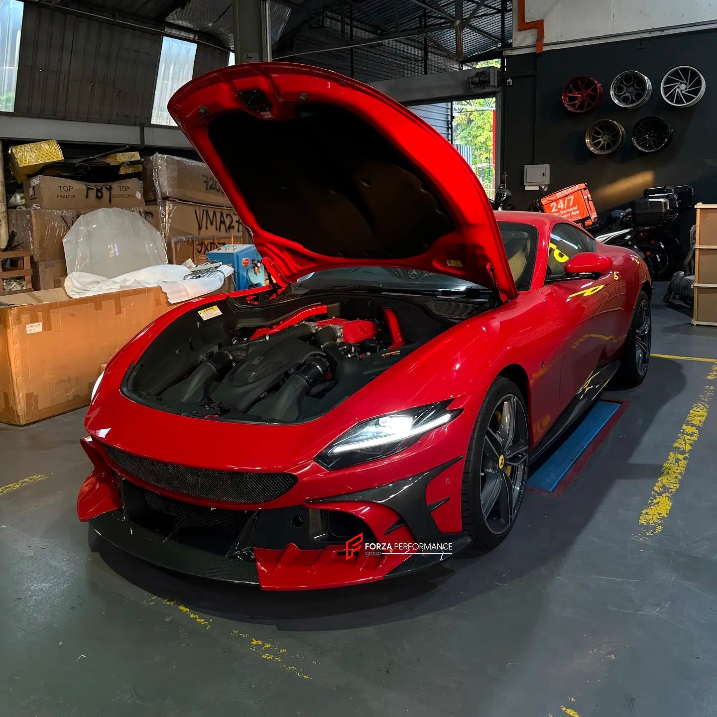 CARBON BODY KIT for FERRARI ROMA 2020+
Set includes:
Front Bumper
Front Grille
Hood Bonnet
Side Mirror Covers
Side Trims
Side Skirts
Rear Spoiler
Rear Diffuser
Material: Carbon Fiber
Note: Professional installation is required.