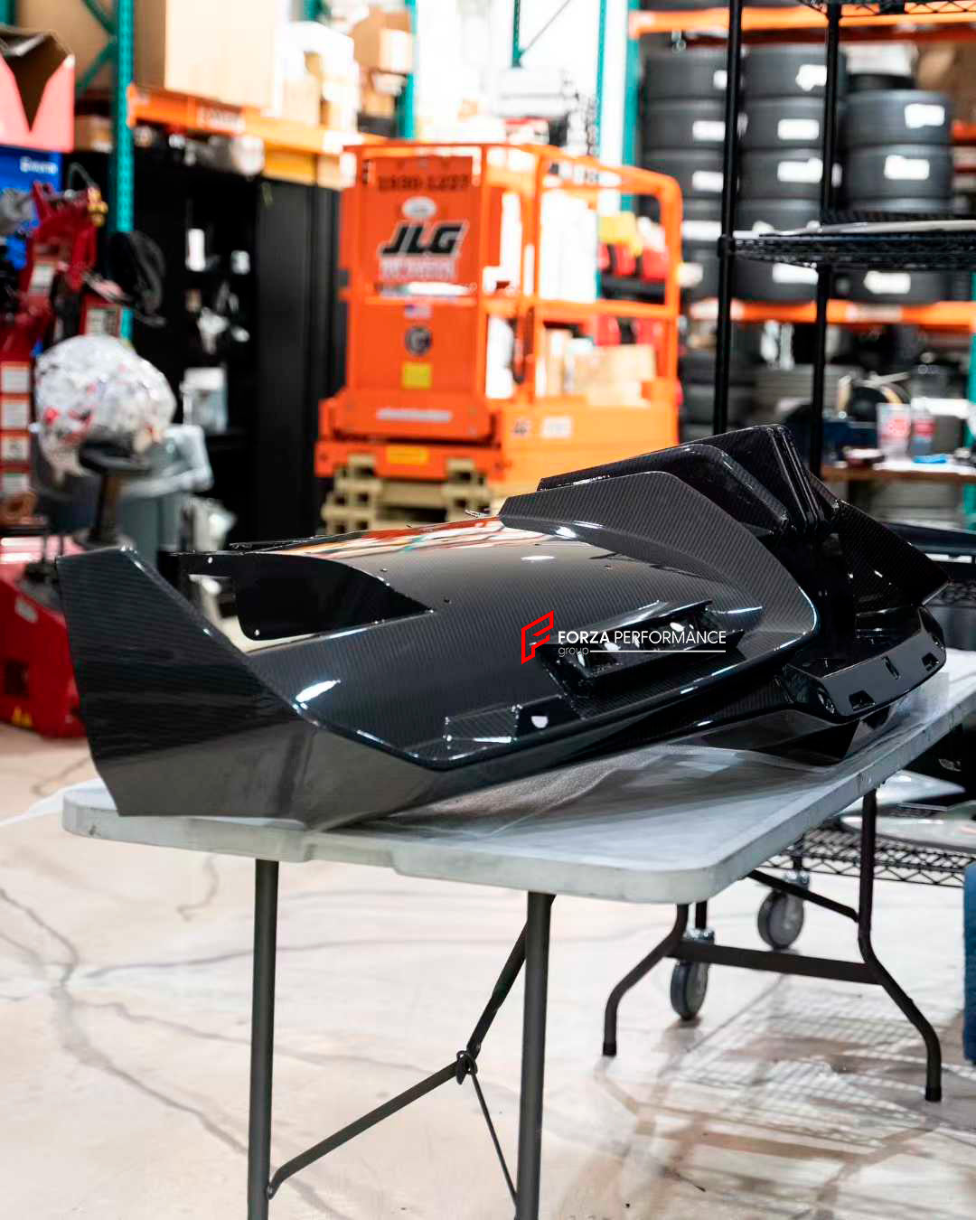 FORGED CARBON BODY KIT for LAMBORGHINI REVUELTO 2023+
Set includes:
Front Lip
Middle Air Splitter for Front Bumper
Air Splitter for Front Bumper
Front Radar Cover
Headlight Covers
Hood / Bonnet
Side Skirts
Rear Spoiler
Rear Diffuser
Material: Dry Carbon or Forged Carbon