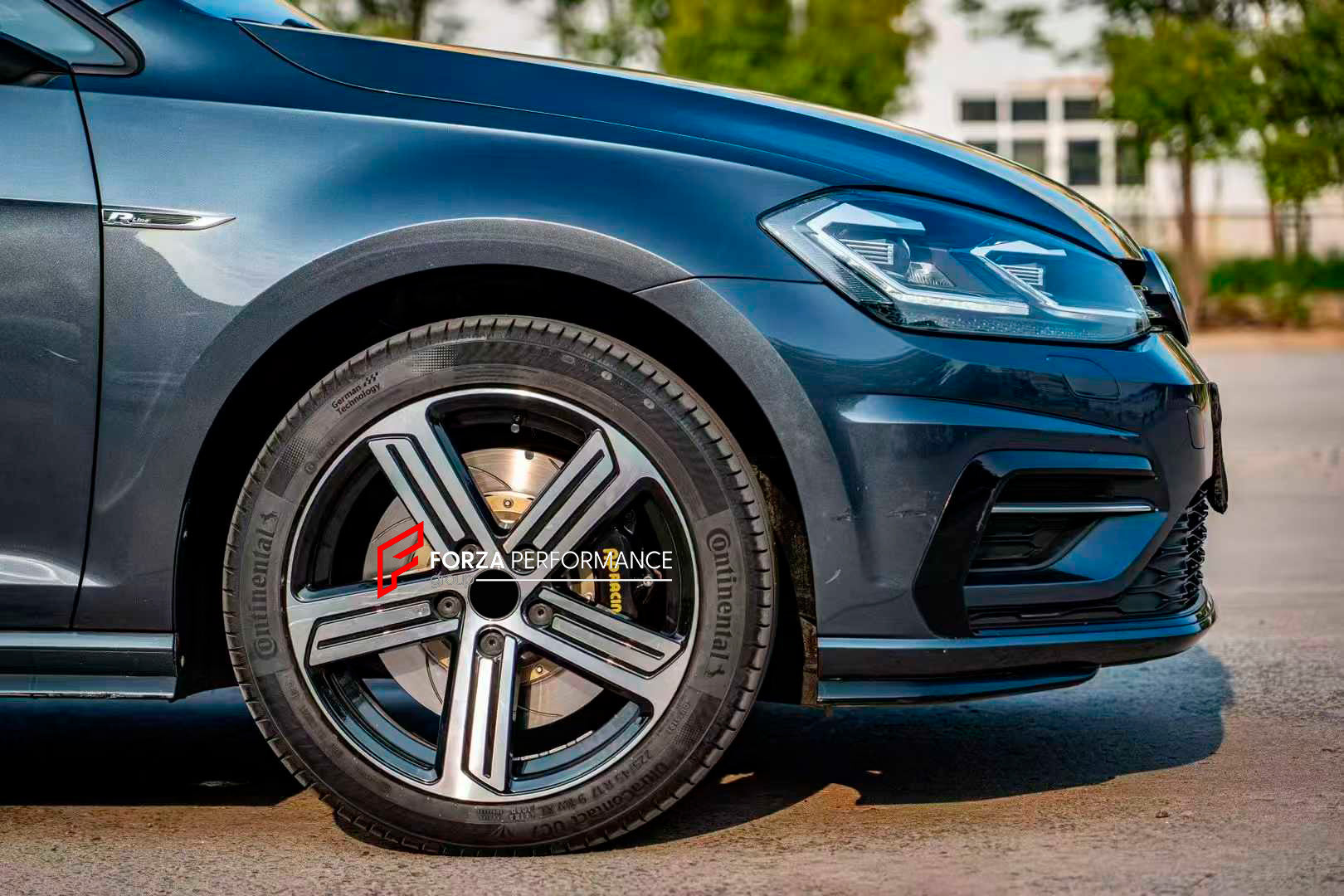 FRONT BIG BRAKE KIT BBK for VOLKSWAGEN GOLF MK7 5G 280TSI R LINE 2017 - 2020
Forza Performance Group offers various types of big brake kits, all types of aftermarket brake calipers, as well as genuine original brands of all types, such as AP Racing, Brembo, Akebono, AMG, M Performance, Audi, Porsche, Lamborghini, Toyota TRD, etc.
Current set includes:
2x Authentic AP Racing CP9200 4 Pot Front Brake Calipers
2x Front Brake Discs 390 mm
2x Brake Caliper Adapters
2x Brake Pads
PLEASE INCLUDE YOUR VIN, M