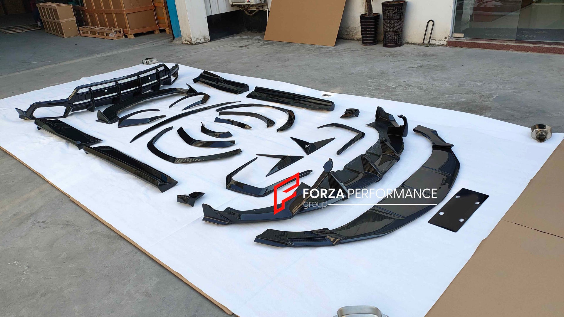 Topcar Carbon Fiper Soft Kit Lamborghini Urus 2018+