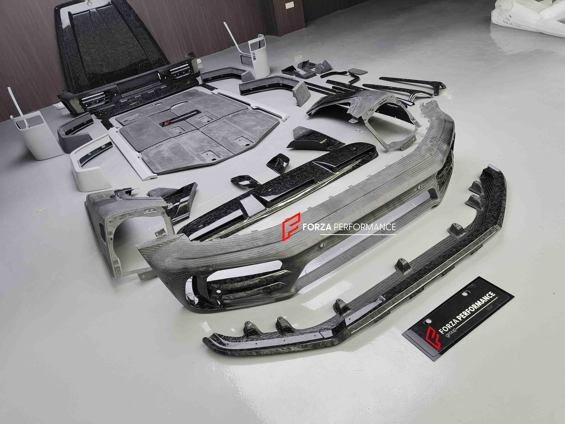 Dry Carbon Fiber Wide Body Kit for Mercedes-Benz G-Class W463A W464 2018+
Set includes:
Front Bumper
LED DRL
Hood | Bonnet
Front Fender Flares
Front Door Panels
Rear Fender Flares
Rear Door Panels
Rear Bumper
Roof Light bar with LED DRL
Roof Spoiler
Material: Dry Carbon Fiber
NOTE: Professional installation is required
Payment ►
Visa
Mastercard
PayPal with a credit card (add 4.4% at checkout)
Payoneer
Cryptocurrency
Shipment ►
By express DHL/UPS/TNT/FedEx
To the local international airport
Special line