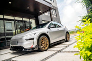 PLASTIC FRONT LIP for TESLA MODEL Y JUNIPER 2025+
Set includes:
Front Lip
Material: Plastic
Note: Professional installation is required