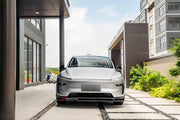 PLASTIC FRONT LIP for TESLA MODEL Y JUNIPER 2025+
Set includes:
Front Lip
Material: Plastic
Note: Professional installation is required