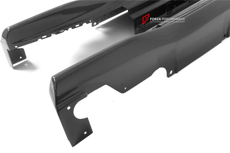 REPLACEMENT CARBON BODY KIT for FERRARI 812 SUPERFAST GTS 2017+
Set includes:
Front Splitter
Engine Bay Panels
Door Seals
Side Skirts
Rear Hood / Bonnet Lower Insert
Rear Lip
Rear Diffuser
Material: Dry Carbon
Note: Professional installation is required