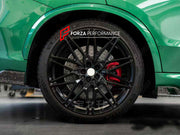 REPLACEMENT CARBON CERAMIC BRAKE DISK ROTORS for BMW X5M F95 2019+
Forza Performance Group offers various types of big brake kits, all types of aftermarket brake calipers, as well as genuine original brands of all types, such as AP Racing, Brembo, Akebono, AMG, M Performance, Audi, Porsche, Lamborghini, Toyota TRD, etc.
In the photos above you can see an installed Forza Performance Group set of carbon ceramic discs for the BMW X5M F95 with 400mm/380mm brake rotors.
Material: Carbon Ceramic
Current