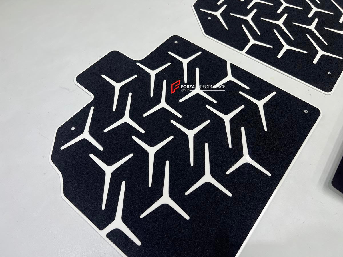 STAINLESS STEEL FLOOR MATS CARPETS for LAMBORGHINI AVENTADOR SVJ
Set includes:
Floor Mats
Material: Stainless Steel 
CONTACT US FOR PRICING