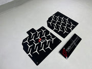 STAINLESS STEEL FLOOR MATS CARPETS for LAMBORGHINI AVENTADOR SVJ
Set includes:
Floor Mats
Material: Stainless Steel 
CONTACT US FOR PRICING