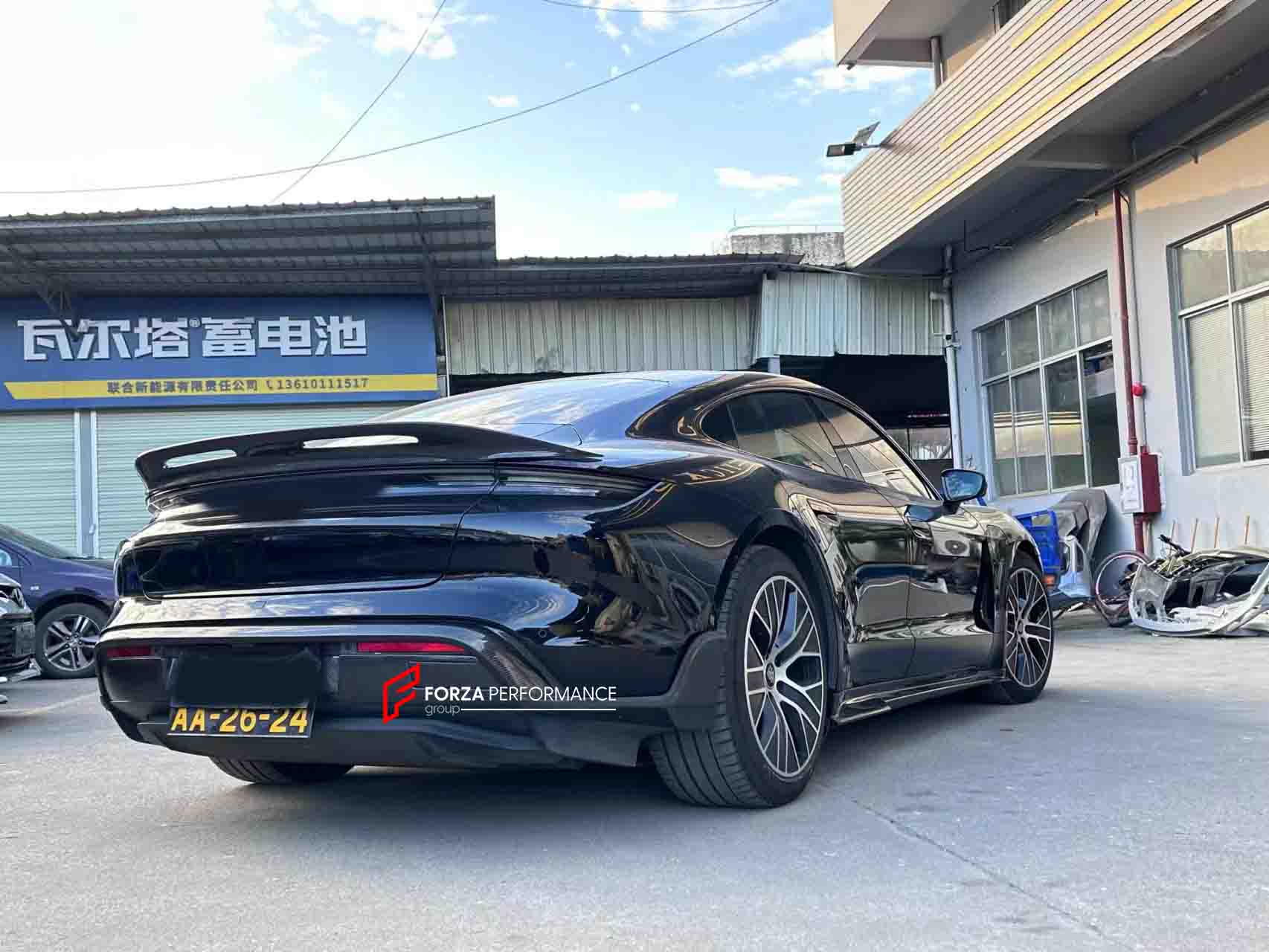 CARBON BODY KIT for PORSCHE TAYCAN 2020+
Set includes:
Front Lip
Front Upper Lip
Front Bumper Air Vents
Front Canards
Rear Diffuser Assembly
Side Skirts
Material: Carbon
Note: Professional installation is required.
