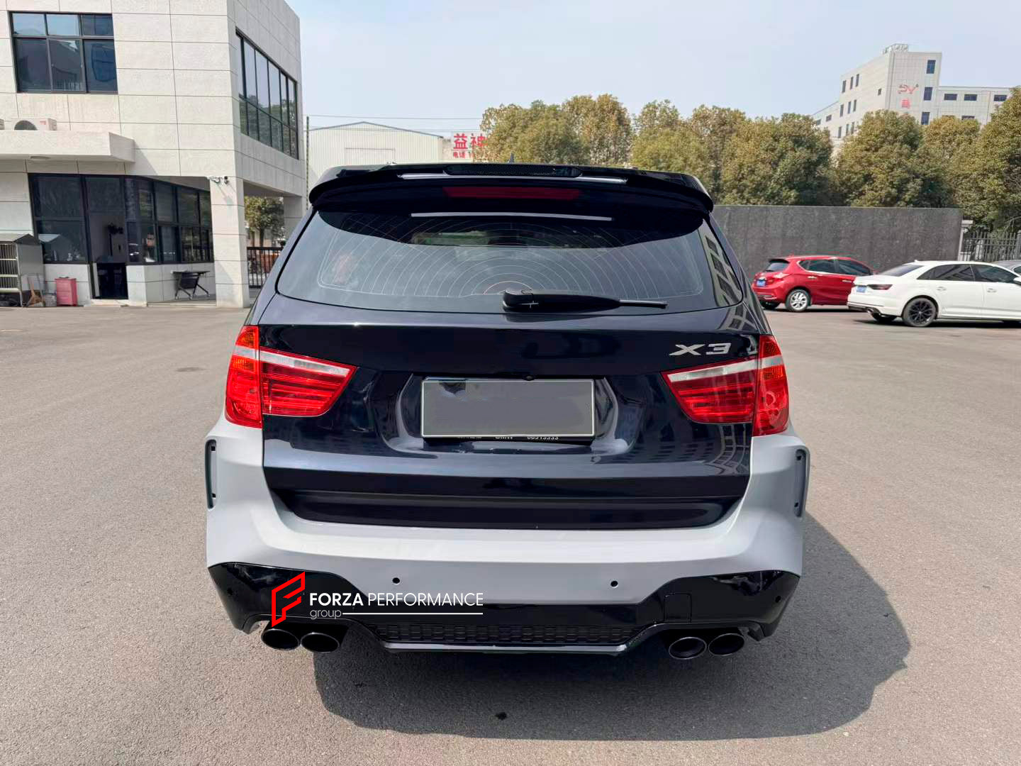 UPGRADE BODY KIT for BMW X3 G01 upgrade to X3M F97
Set includes:
Front Lip
Front Bumper Assembly
Grille
Fender Flares
Rear Spoiler
Rear Bumper
Rear Diffuser
Exhaust Tips
Material: Plastic
Note:Professional installation is required.