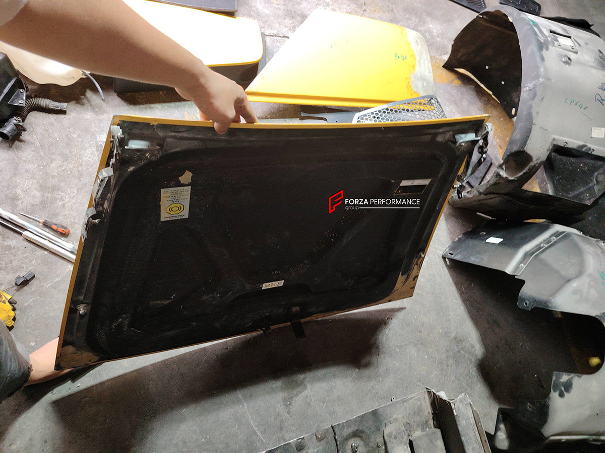 USED GENUINE FRONT HOOD BONNET LID for LAMBORGHINI MURCIELAGO LP640 LP670 OEM 410823021 0079005861
Set includes:
Front Hood / Bonnet / Lid
NOTE: Professional installation is required.