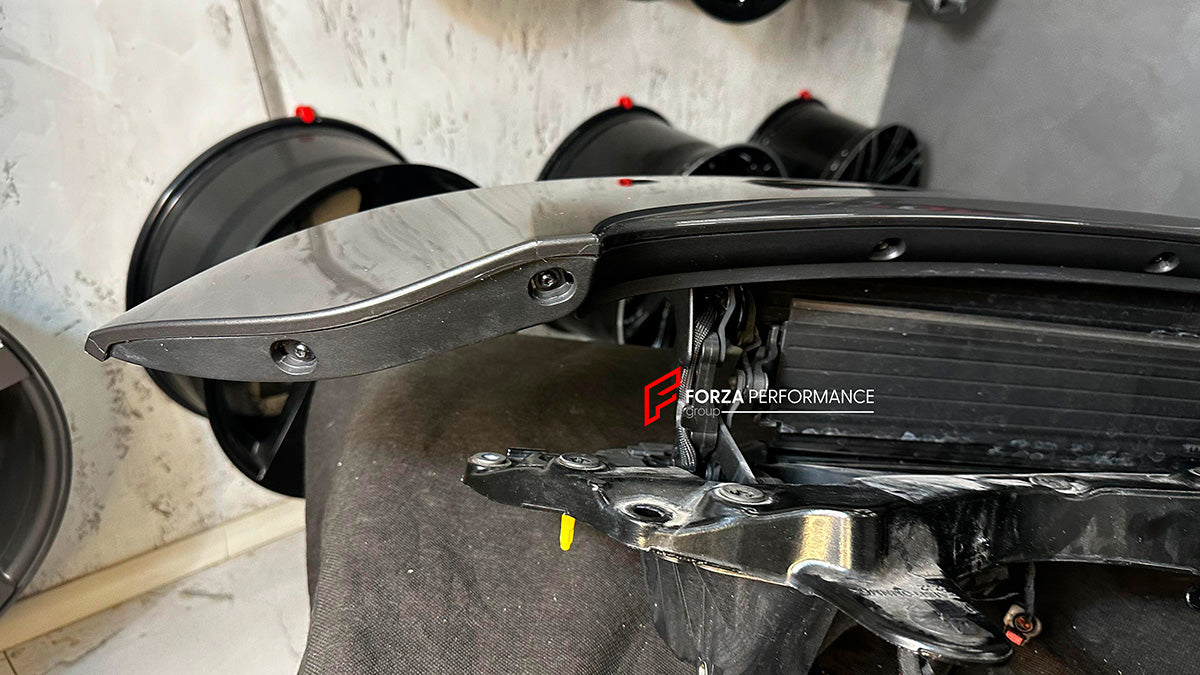 Used Genuine OEM Porsche Spolier Drive Unit with Rear Duck Spoiler for Porsche 911 992.1 GT3 TOURING 2021-2024