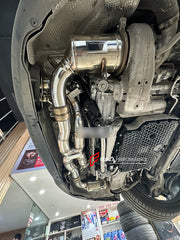 VALVED EXHAUST CATBACK MUFFLER for PORSCHE 911 992.2 CARRERA S 2025+ 3.0L
Set includes:
Catback without muffler
Catless downpipes
Valves
Valve control box with remote control (you may also reuse your factory exhaust valve motors)
Material: Stainless steel
Production time: 10 working days
More options available for additional EXTRA cost (not included in this listing price. Please contact for pricing):
DOWNPIPES with HEAT PROTECTION
Can make that catback in Titanium material
NOTE: Professional installa