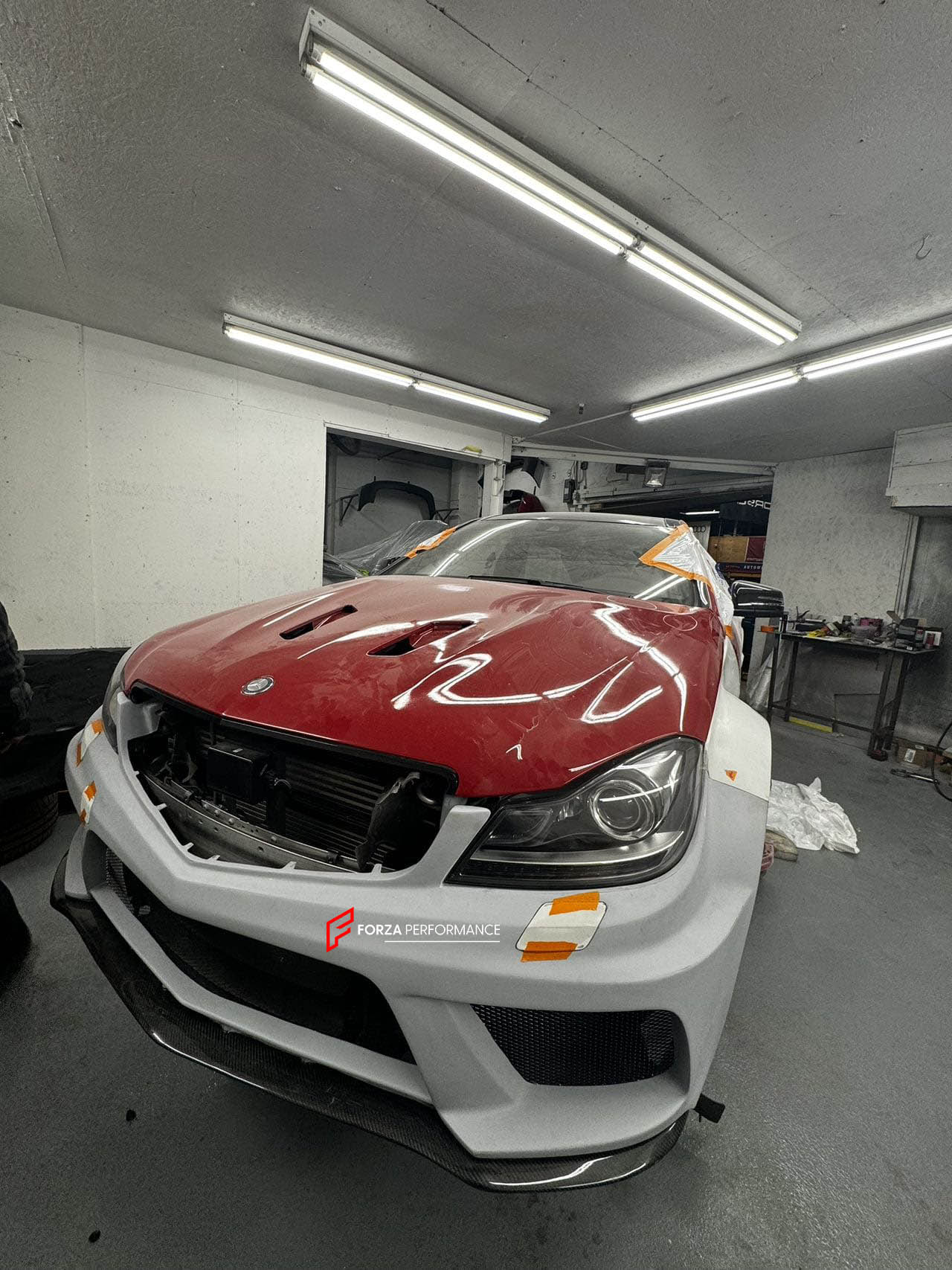 C63 BLACK SERIES STYLE BODY KIT for MERCEDES-BENZ C-CLASS C63 W204  Set includes:  Front Bumper Rear Bumper Hood | Bonnet Front Fenders Rear Fenders Side Skirts