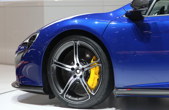 650s Style Conversion Dry Carbon Body Kit For McLaren MP4-12C  Set include:  Front Bumper Front Bumper Air Intake Grille Front Fenders Trunk Lid Rear Bumper Side Air Intake Side Skirts Material: Dry Carbon Note: Professional installation is required