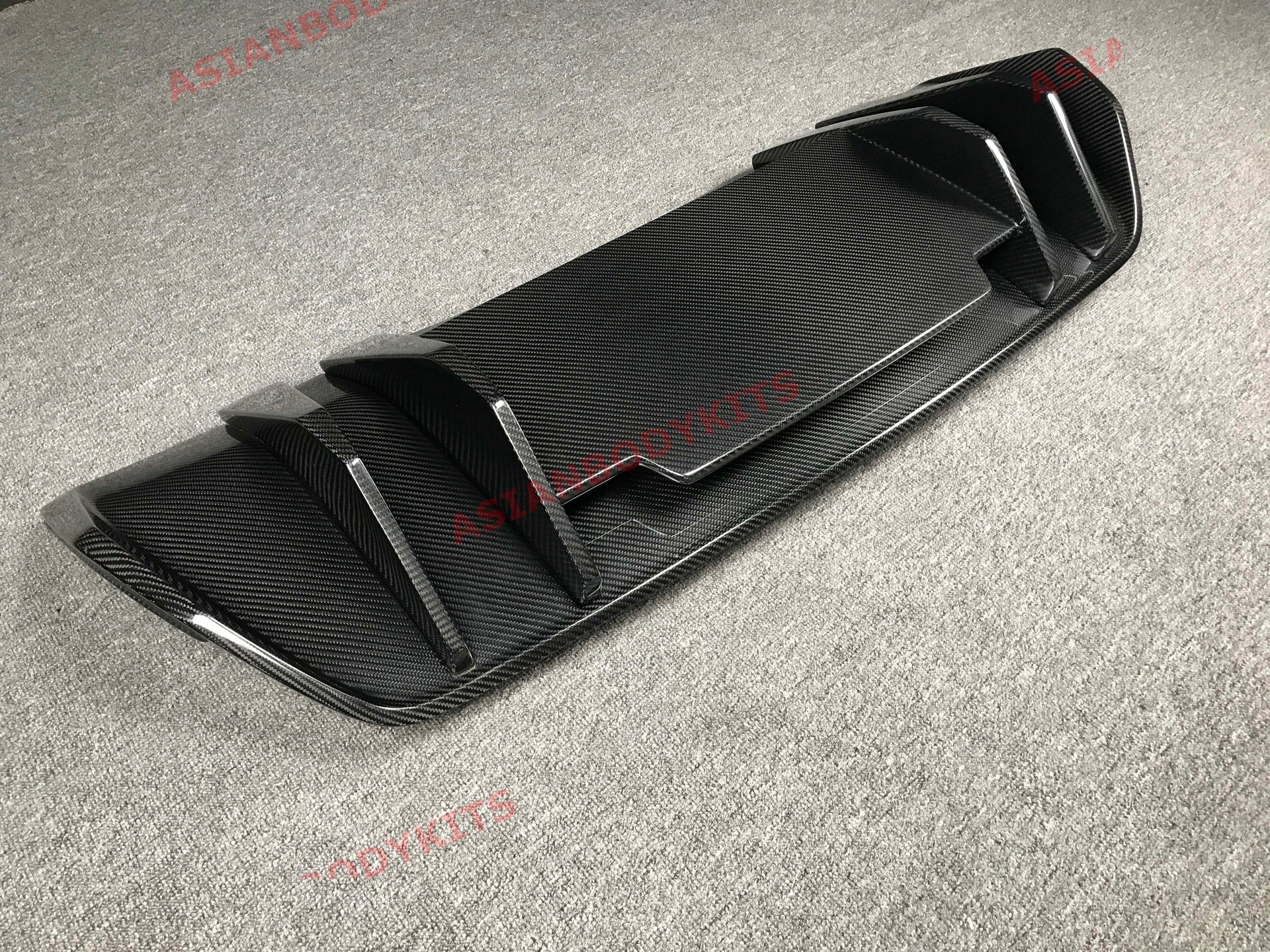 AUDI R8 V8 4S 2015 - 2019 DRY CARBON FIBER REAR DIFFUSER