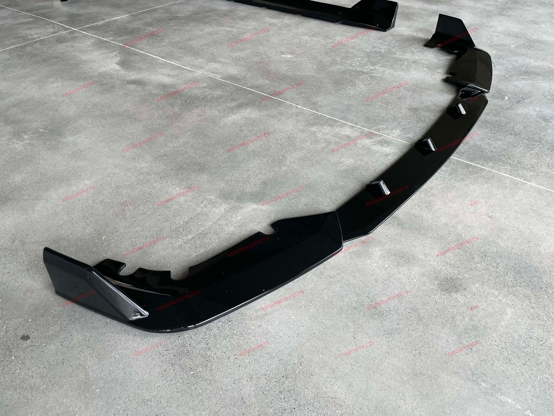 BODY KIT for BMW X5M F95 2020+ FRONT LIP SIDE SKIRTS SPLITTERS
