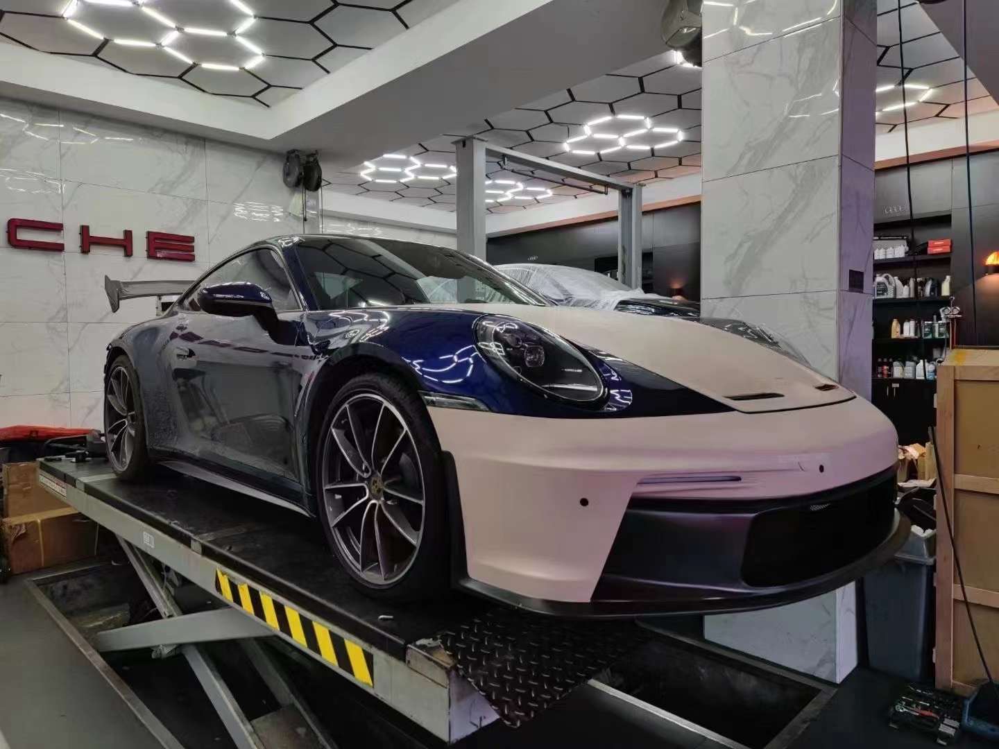 CONVERSION BODY KIT for PORSCHE 911 992 to GT3  Set include:  Front bumper cover Carbon hood Decklid spoiler Rear bumper cover