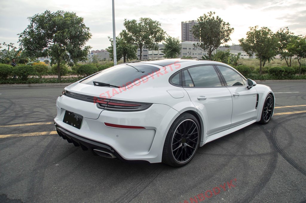 TECHART BODY KIT FOR PORSCHE PANAMERA 971
