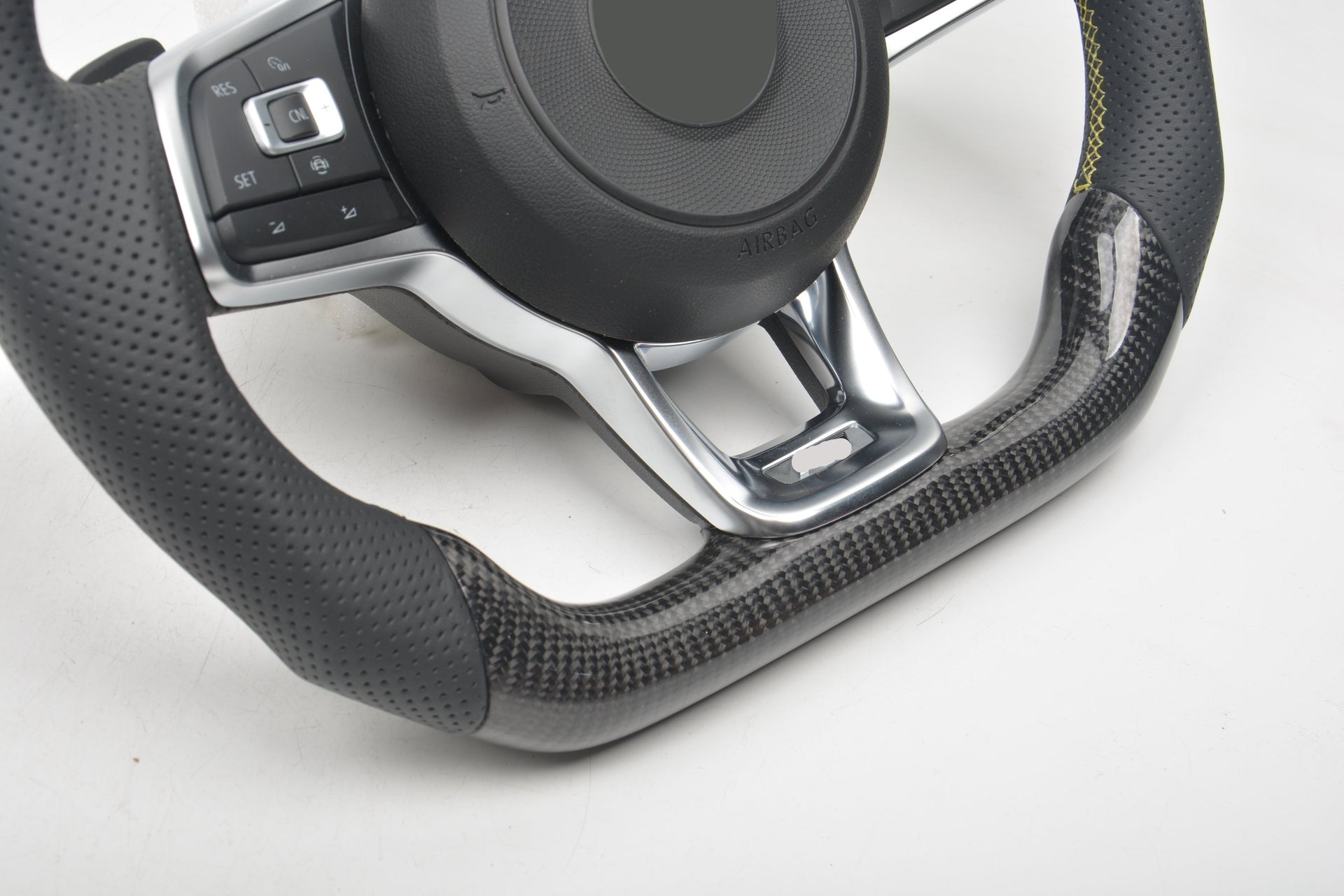 Custom steering wheel for Volkswagen Tiguan