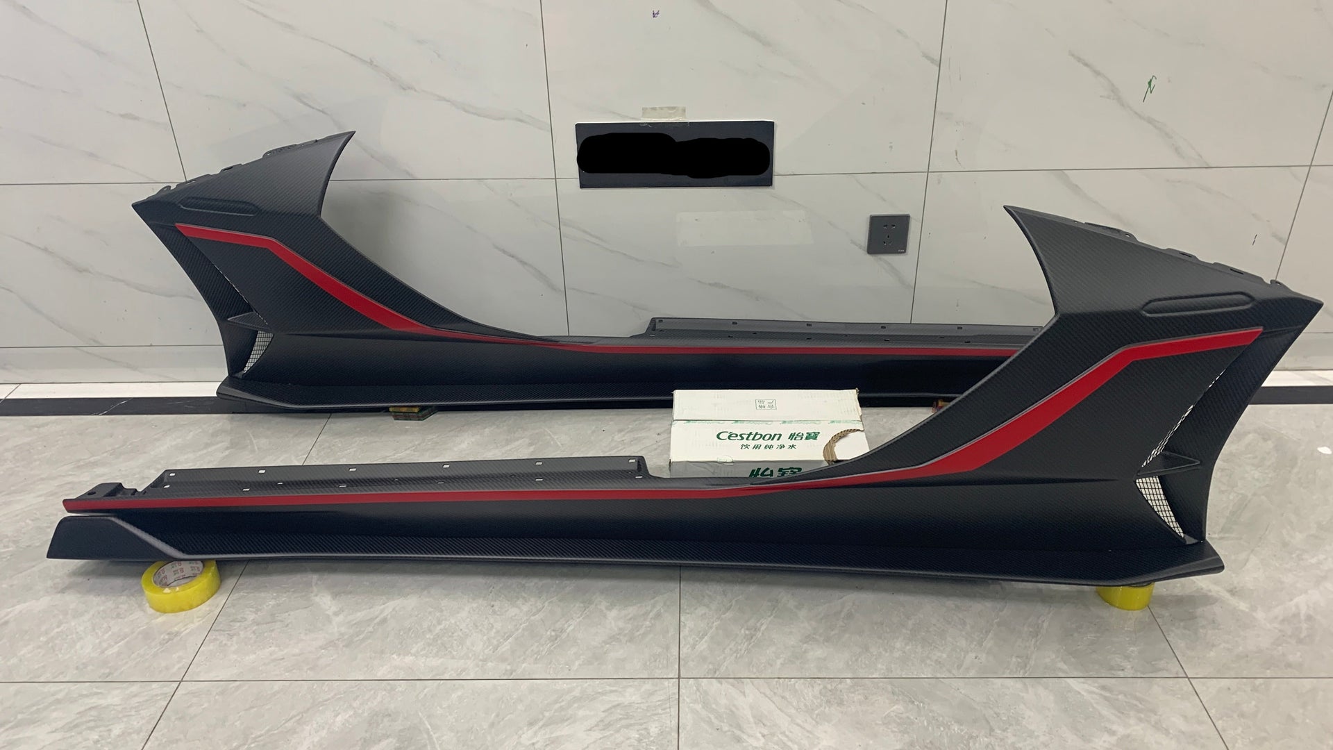 LP 780-4 Ultimate Conversion Body Kit For Lamborghini Aventador  Set include:  Front Bumper Side Skirts Rear Bumper Engine Air Intake Titanium Exhaust Material: Real DRY CARBON  NOTE: Professional installation is required