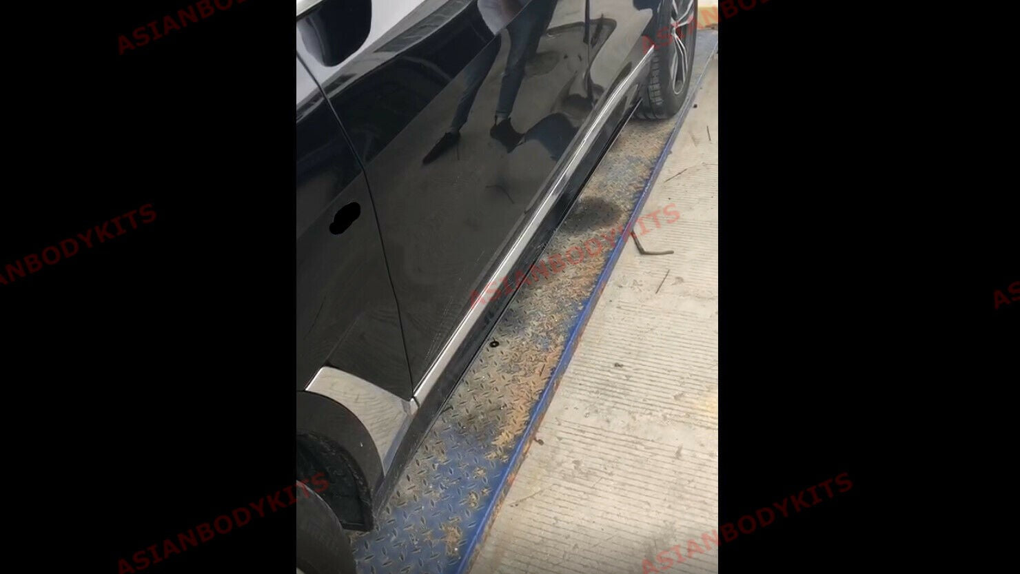 ELECTRIC Side Steps BMW X7 G07 Deployable running boards