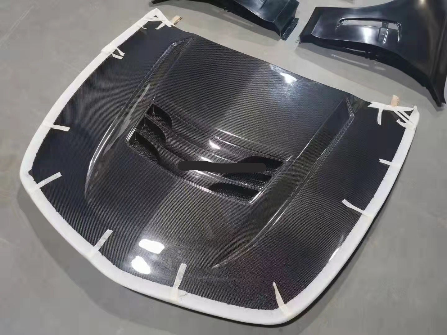 Body Kit upgrade Cadillac CTS to CTS-V 2013 - 2018  Set include:    Front bumper Front hood Side fenders Rear Diffuser Rear spoiler