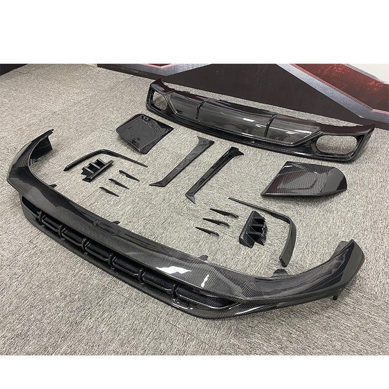 CARBON BODY KIT for AUDI Q8 4M 2019 - 2023
Set includes:
Front Lip
Front canards
Rear Diffuser
Rear spoiler
Material: Carbon fiber
NOTE: Professional installation is required