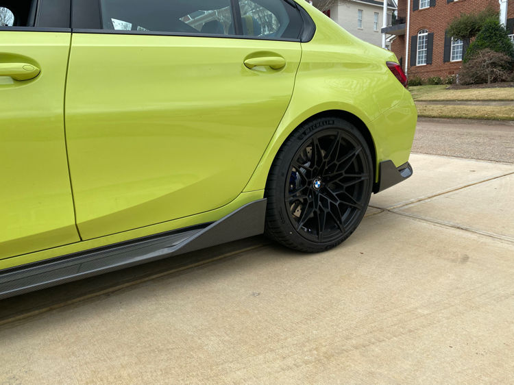 VORSTEINER CARBON BODY KIT FOR BMW M3 G80 M4 G82 2020+  Set include:   Front Lip Front Grille Side Skirts Rear Diffuser Spoiler Material: Real Carbon Fiber  NOTE: Professional installation is required