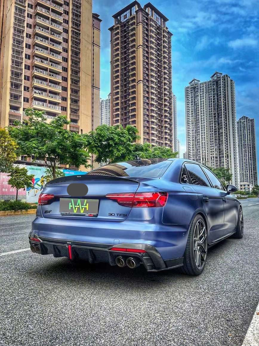 KARBEL CARBON DRY CARBON FIBER REAR DIFFUSER VER.1 WITH BRAKE LIGHT FOR AUDI S4 2020-ON B9.5
