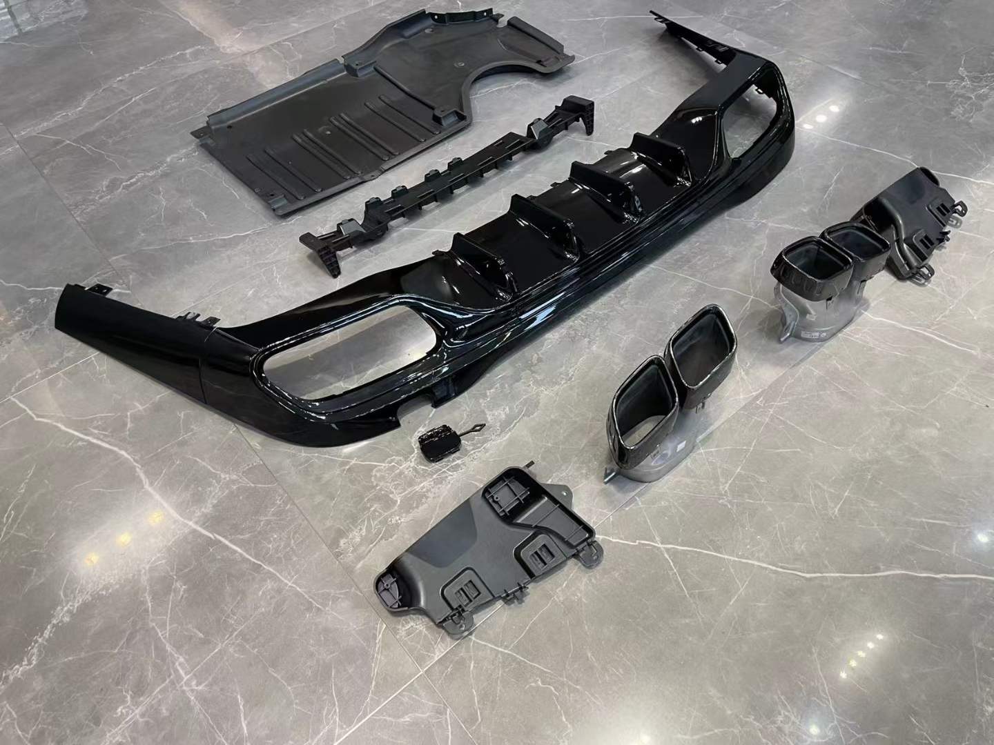 C63 AMG Rear Diffuser and AMG Grille for Mercedes Benz W206 2021+