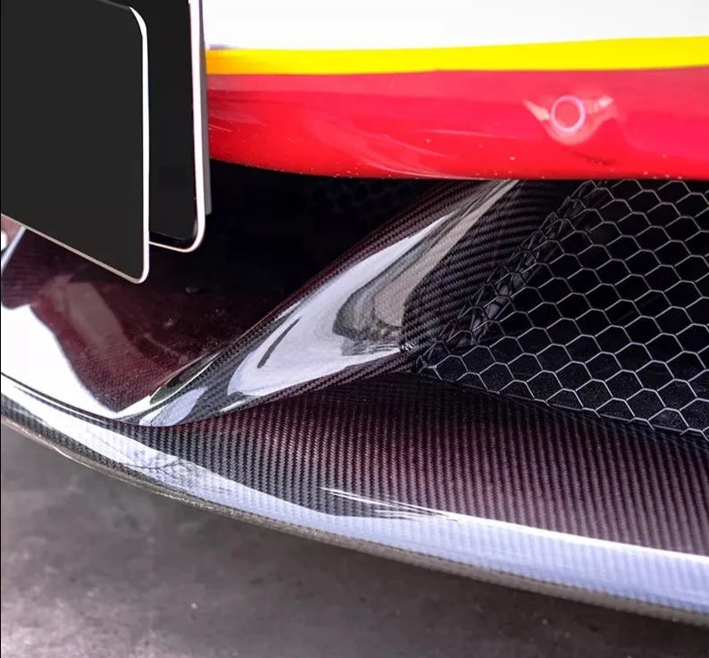 OEM STYLE DRY CARBON BODY KIT FOR FERRARI SF90