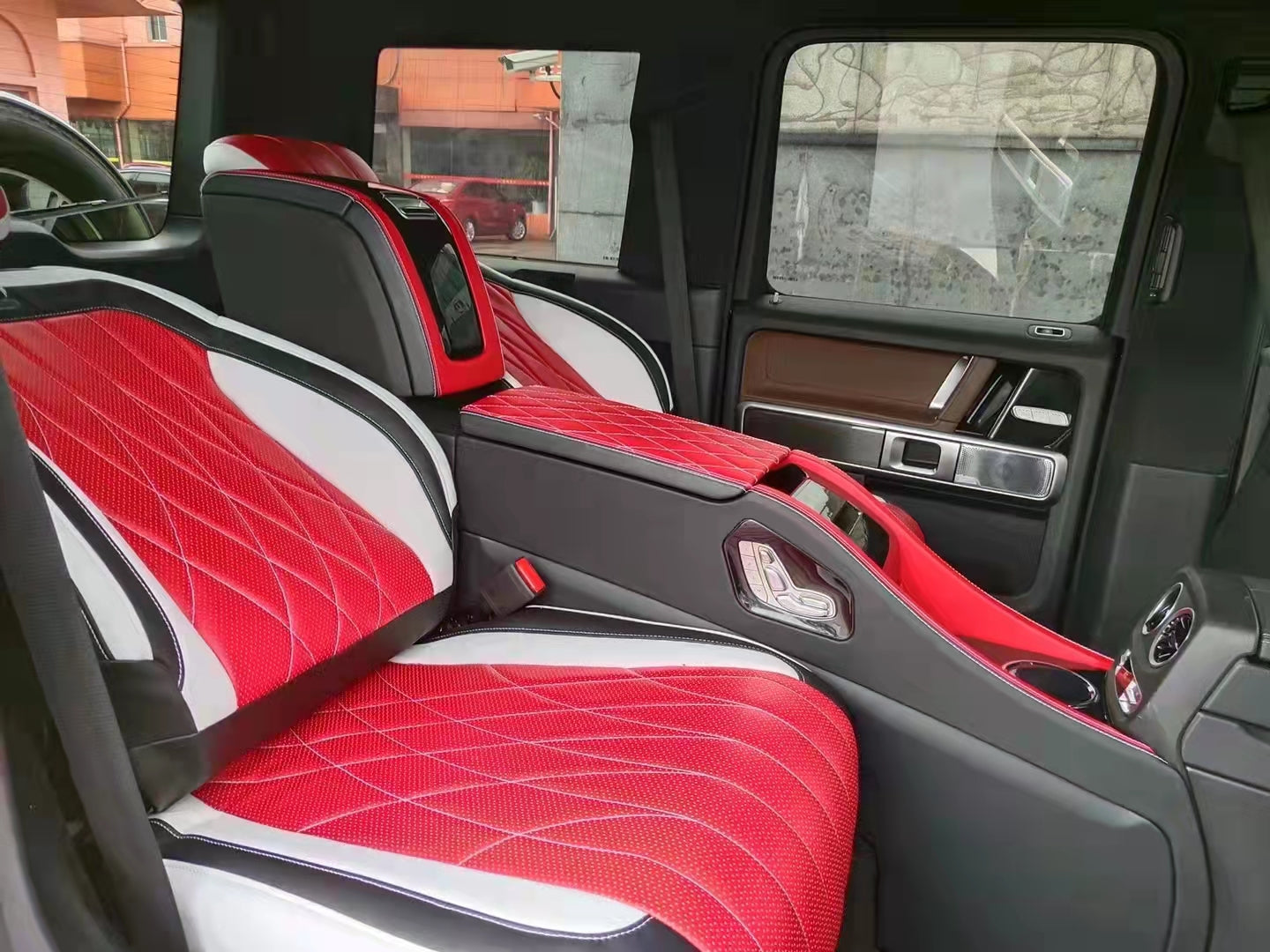 REAR-SEAT-CONTROL-G55-G63-G350-W464-W463-COMFORT