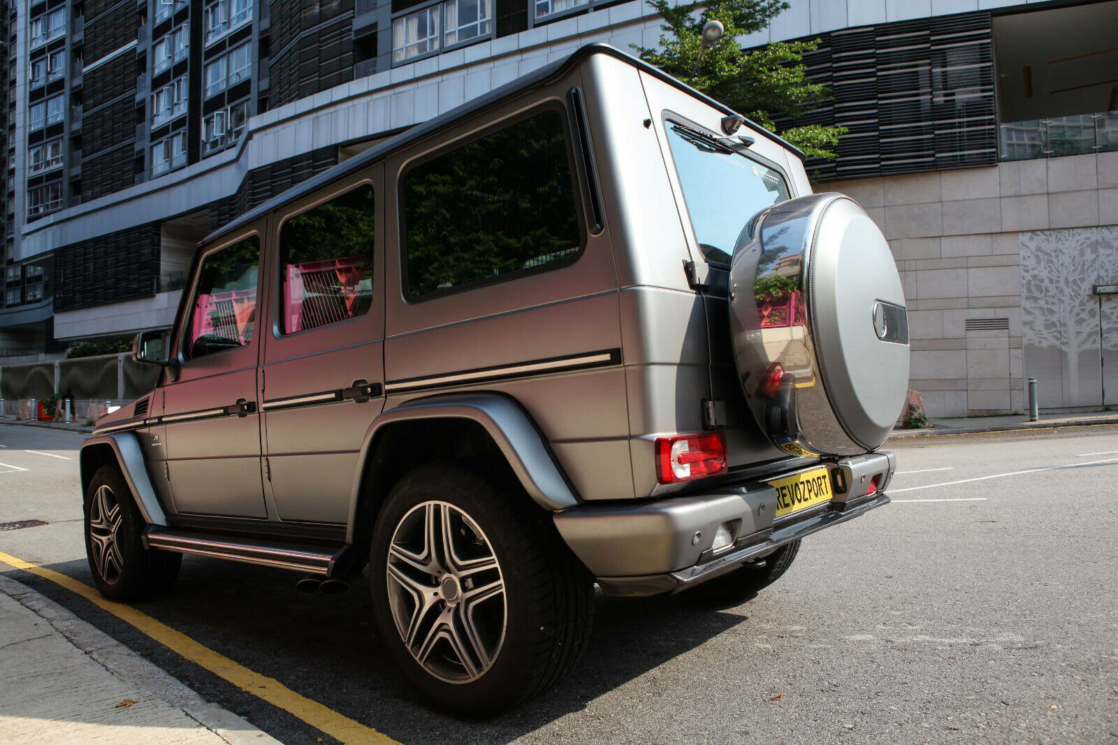 REVOZPORT CARBON FIBER REAR DIFFUSER for MERCEDES BENZ G class G63 G65 2004 - 2017